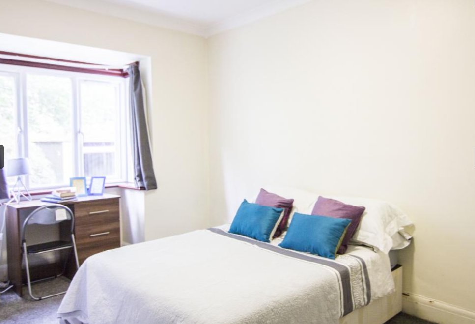 rentinc's tweet photo. Are you an undergraduate student looking for a house to rent in Leeds? 

We’ve got a spectacular house for you in Headingley just £95.99pppw

🏠 Large spacious bedrooms
🏠 All inclusive of bills

Find out more: https://t.co/HgjFjtcmJ1

#student #leeds #rentinc #rent #rentinleeds https://t.co/qr2oNsOI7c