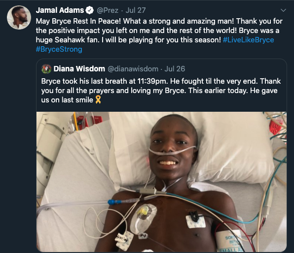 BleacherReport's tweet photo. 🙏 @brgridiron https://t.co/oPlm1LrAo1