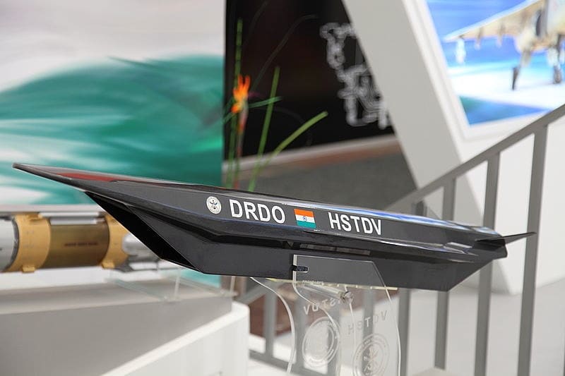 CollectSpectac1's tweet photo. India Successfully tests Hypersonic Missile Technology (HSTDV) 🚀

#India #Hypersonic #missile #DRDO #HSTDV #Missileattack #IndianArmy #HypersonicTechnology #hypersonicmissile #Indian 

https://t.co/zFC1nl3WuZ https://t.co/X80oLt4NqN