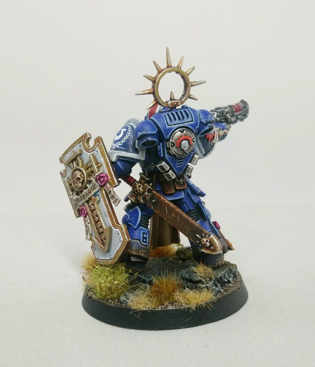 army_painter's tweet photo. More of the blade guard leitentent. 

#bladeguard #primarislieutenant #primaris #primarismarines #ultramarines  #warhammer #warhammercommunity #warhammer40k #40k  #warhammerpaintcomp https://t.co/oxeUSMbRsn