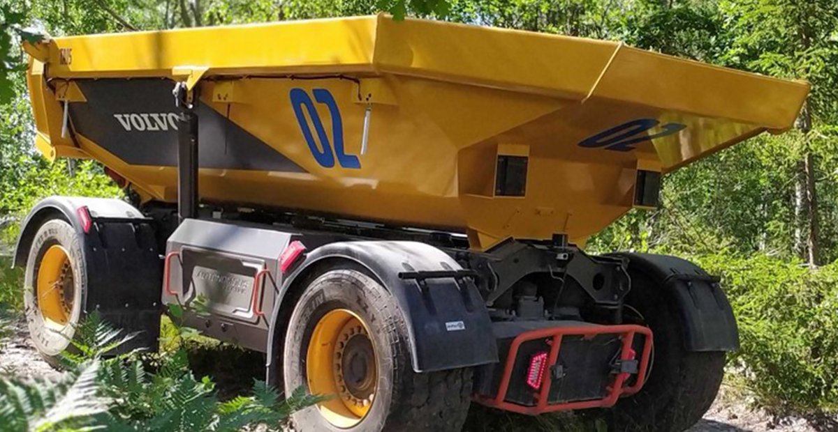 im_mining's tweet photo. #Volvo says it will support #mining customers with #autonomous machines but also the full process including supporting infrastructure, control towers, repair & maintenance, #virtualdrivers & even running the ops if required #futureofmining @VolvoCEGlobal https://t.co/Dro7qzMY5M https://t.co/xB49kMtOXx