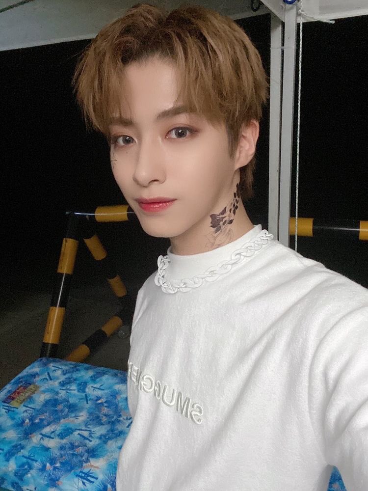 Dongju as Nishinoya Yuu- bites people- enthusiastic/can be loud- prettiest smile- mischievous- loves his friends and family so much he could cry- is levelheaded when needed