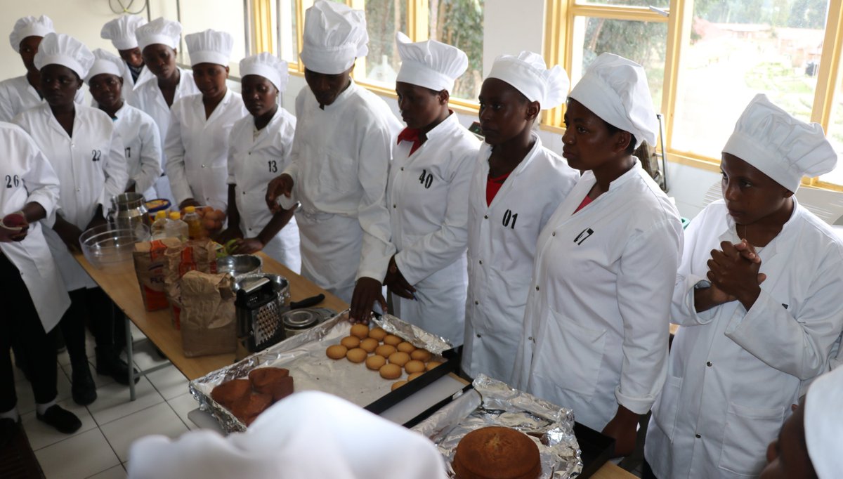 intalert_Rwanda's tweet photo. Funded @USAIDRwanda , #DuhuzeProject is providing psychosocial support to the youth to enhance social cohesion, &amp; group cooperation through on hand practical activities that boost livelihood. Physical, emotional &amp; mental healthy facilitates holistic recovery &amp; reconciliation. https://t.co/U1KUuSsiPW