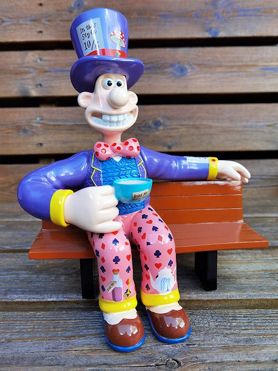 alanbryant123's tweet photo. He's a bit "mad" this one!

The new Wallace in Wonderland figurine is great!. THX GU @GromitUnleashed @thegrandappeal #gromit #gromitunleashed #thegrandappeal #gu2 https://t.co/L90sEDqJjG