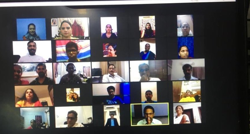 SyedHazeena's tweet photo. Today initiated small campaign A ten days Tamil workshop and speech competition for YOUNG GIRLS, who are politically motivated
Distributed prizes to 13 eminent teachers from different fields.
Special thanks to Ronit, Rukmini, jeyalatha, Rosy, Jaya
#SheTheFuture https://t.co/pFNKXqohRU