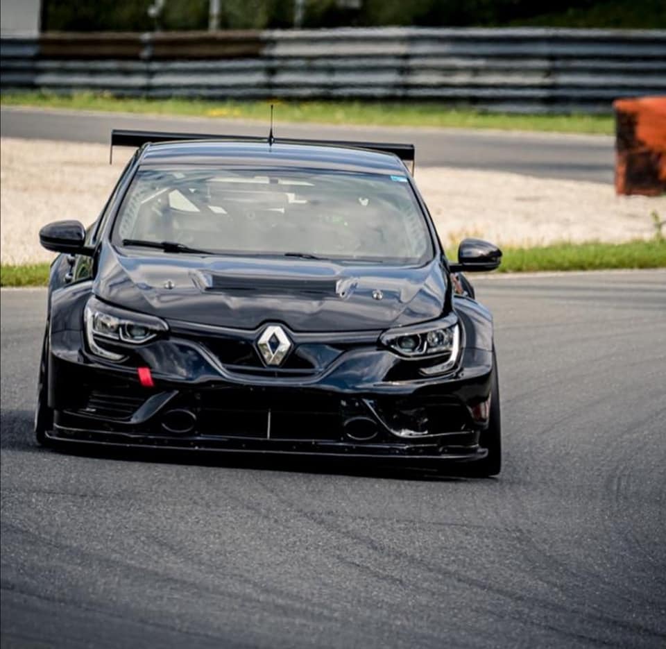 fiatcrworldtour's tweet photo. ๐Former #UKClioCup racer ๐จโ๐#JackYoung will make his debut in this year #FIA #WTCR season. The 18-years old ๐ฌ๐ง will drive the updated ๐จโ๐ง#VukoviฤMotorsport ๐๏ธ#RenaultMรฉganeRS #TCR.
READ MOREโถ๏ธhttps://t.co/WyKkasc3AV
#TCRseries #motorsport #FIAWTCR #Renault #RenaultSport https://t.co/dTH6yrMAJi