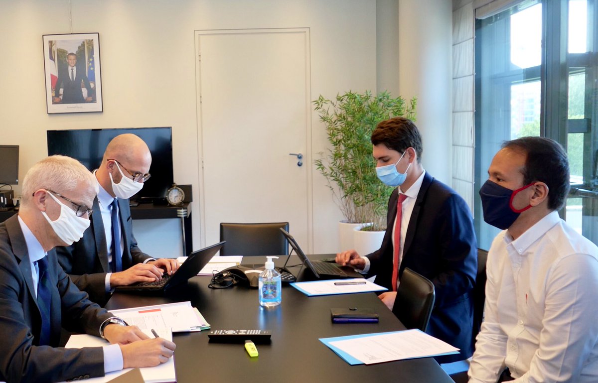 Cédric O tweet media