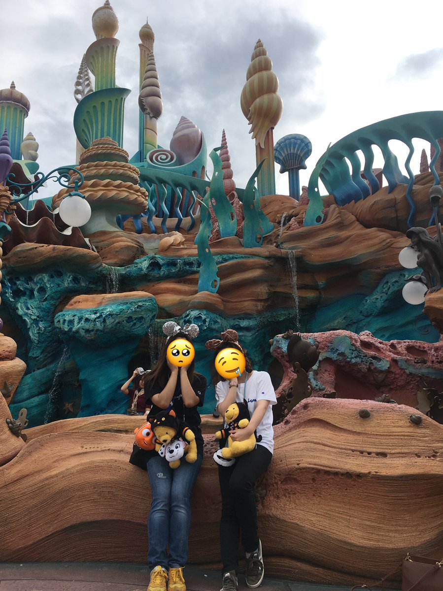 ラジオ スローリー ディズニーランド シーの話したらすごく行きたくなった 2年前に行った時 大学生のうちに彼氏とポップコーンシェア の夢は叶わないだろうな と早々に諦めてニモのポップコーンバケットを買い 友達とシェアしました笑 ポップコーン
