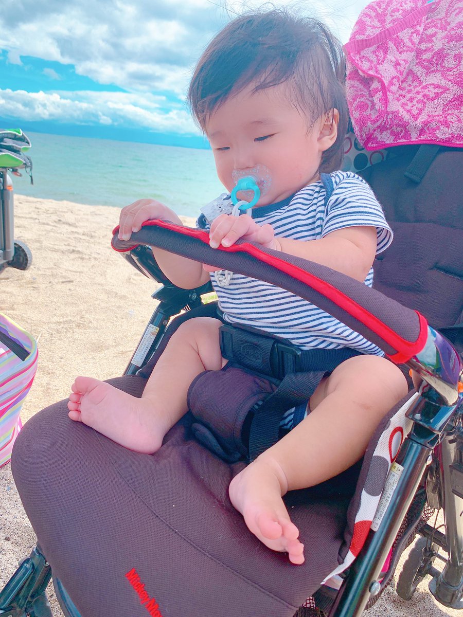h9a28's tweet photo. ❤👨🏻‍🦱👦🏻👶🏻👩🏻❤ https://t.co/tHpUY40mWD