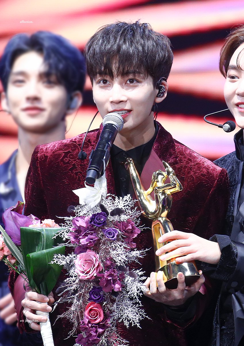 affection_YJH's tweet photo. 200105 GDA #세븐틴 #정한 #SEVENTEEN #JEONGHAN - 마법같던 하루 🧚🏻‍♂️🦄✨ https://t.co/HaDQhpPAZt