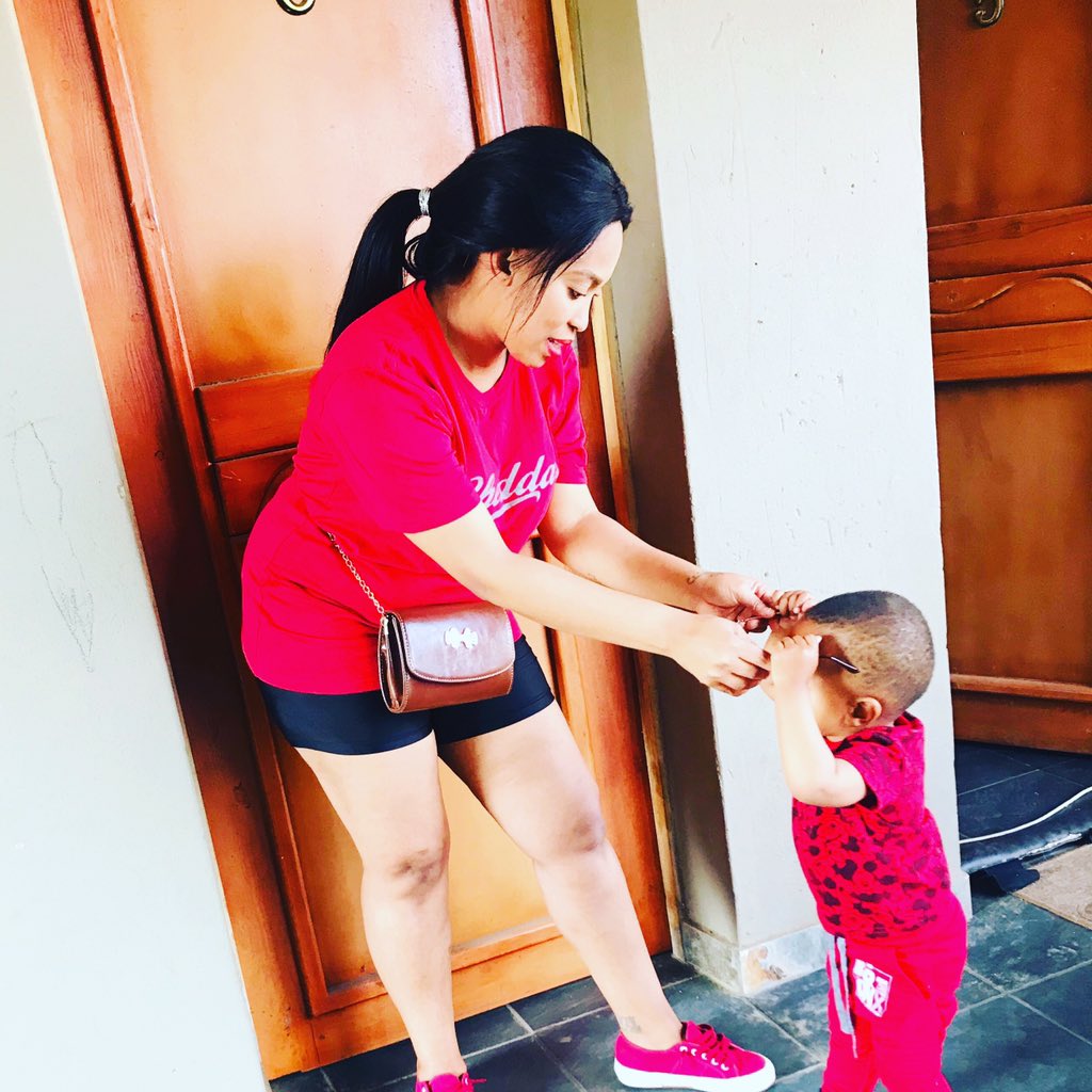 Candyteez1's tweet photo. #Mother_son https://t.co/yVvP0wJWOZ