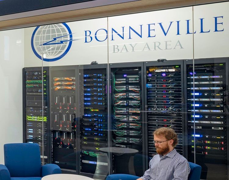 radioworld_news's tweet photo. Come inside @BonnevilleInte1's new open-concept #AoIP broadcast facility in the #BayArea, home of @997now @965KOIT #KBLX and @KFOX, completed under deadline and with COVID complicating completion. https://t.co/8g2m9iLBQg @Wheatstone_Corp @RCS_Works @Omnirax @vthreestudios @GCIGC https://t.co/9gl6wKWMj9