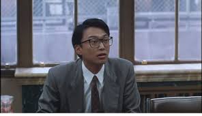 Saitoh Masaya 12人の優しい日本人 初めは最も正しそうに見えた陪審員2号 相島一之さん が実は私怨で目が曇っていて 一番野暮ったそうに見えた陪審員4号 二瓶鮫一さん が最も真実に肉薄していた 見事としか言いようのないシナリオ 何度もしつこく言う