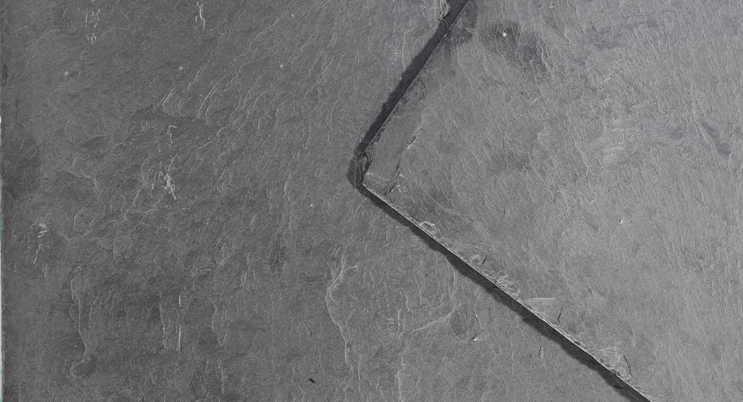 SIGAslate's tweet photo. Our affordable natural roofing slates of good overall quality make the SIGA Classic range ideal for budget conscious projects.
Look at our range of classic tiles here; https://t.co/4oIkM2xnXK
#SIGA #NaturalSlate #ClassicRange #Roofing #Roofers https://t.co/kf9I0dGd7X