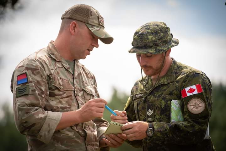 CDS_Canada_CEMD's tweet photo. "On this Labour Day, join me in thanking all deployed CAF members working hard to keep Canada safe." JV https://t.co/ZK4e18GhvW