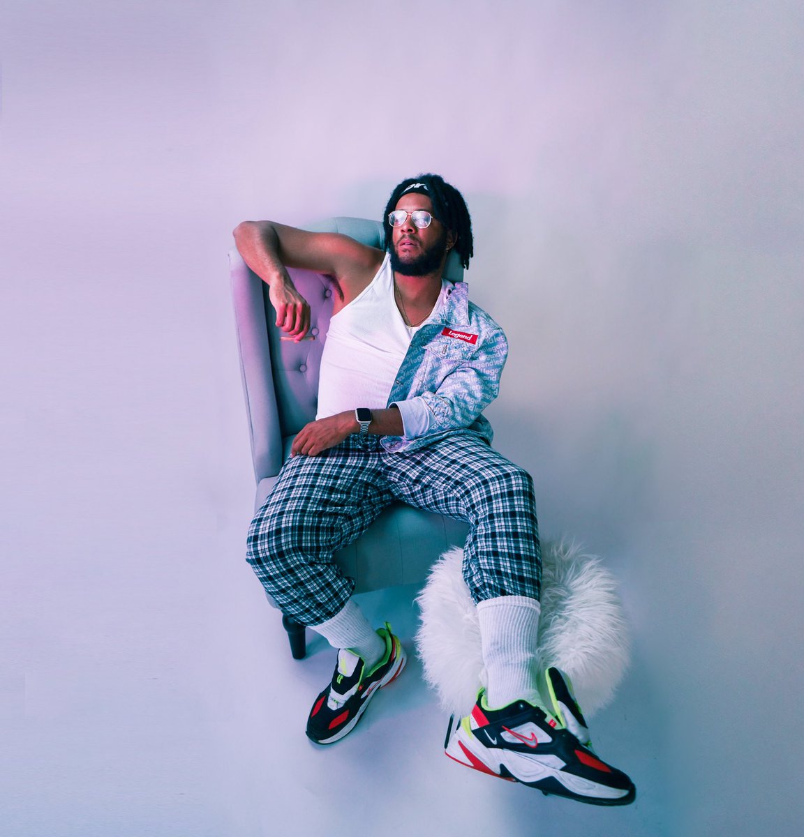 somepeachtea's tweet photo. round 2.
•••
studio: john ellis photography
•••
#vahiphop #somethinginthewater #harrisonburgmusic #harrisonburgva #nikeshoes #idolize #vaphotography #sonyvideo https://t.co/1uLRaykX8X