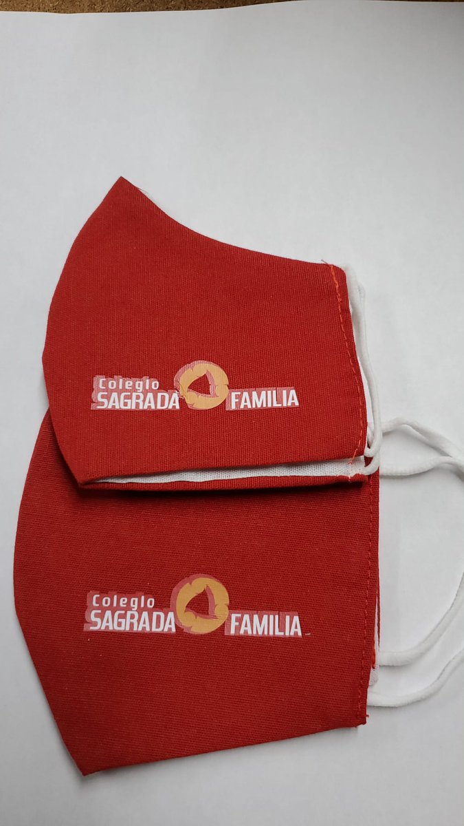 cole_sagrada's tweet photo. La #tornadasegura inclou estes #mascaretes tan xules que ens ha proporcionat l'AMPA al personal i a l'alumnat que ja s'ha incorporat. Mil gràcies! #VueltaAlCole2020 #VueltaAlColeSegura https://t.co/tGJsyhSOEF