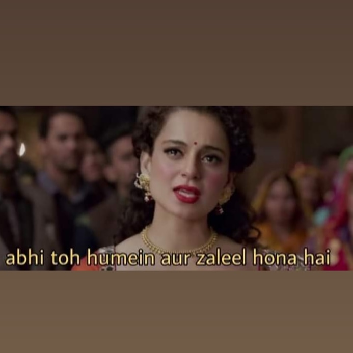 Momouwuu's tweet photo. Me choosing lums over IBA/NUST and realizing there is a 41% fee hike for my batch and no campus reopening when the entire world is back to normal. Maardalou aese hi @LifeAtLUMS
#Smartlyreopenlums https://t.co/2MGfIAnORj