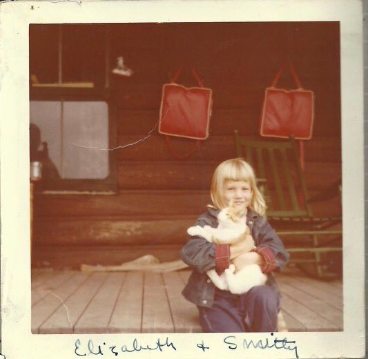 JuliaGrantham2's tweet photo. Love this pic of my younger sister Elizabeth &amp; Smitty the cat 💞 
Sadly, Elizabeth died too young in an accident 💔
#sister #maine #Rangely https://t.co/ZJtQFS9j8o