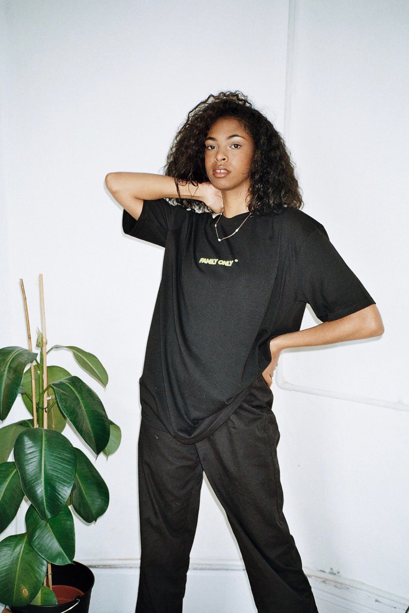 FRIDAY 10AM 👨‍👩‍👧‍👦