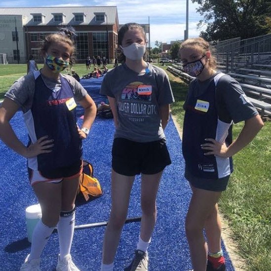 BoostersWHS's tweet photo. WHS players Hannah Miller, @alexis89769354 and Olivia Miller at the @HoodBlazers Field Hockey Clinic this weekend.

💙🦁💛🏑
@WHSLionsFH 

📸 credit: Walkersville Field Hockey Instagram https://t.co/rGS89jZHJA