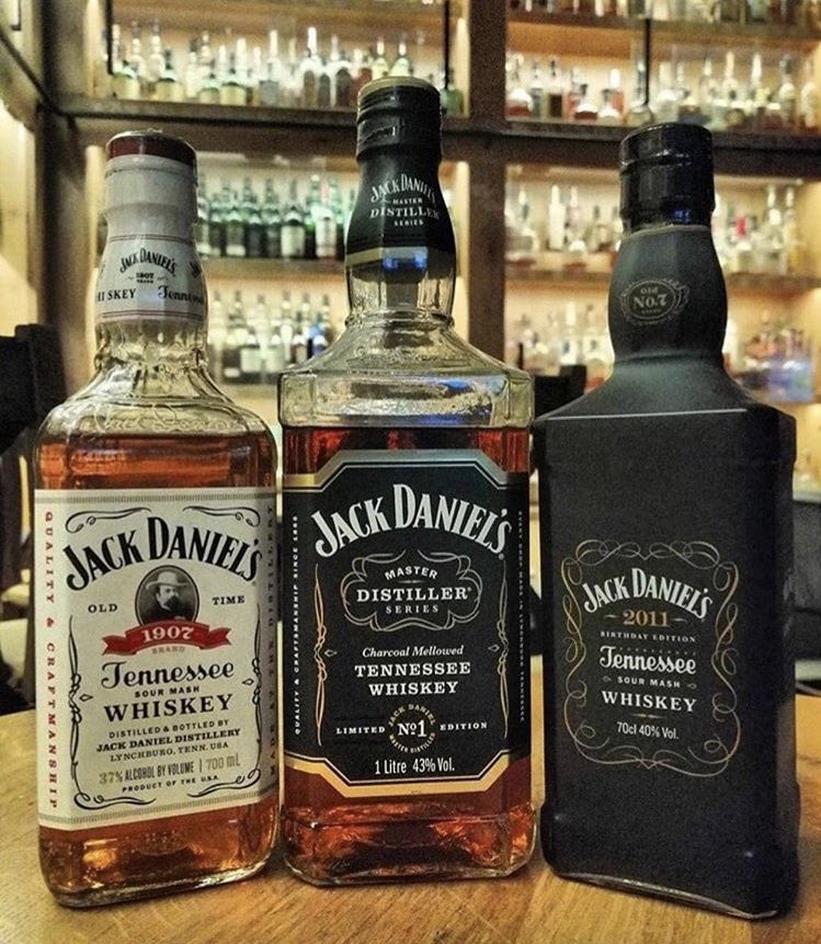sosyalfreeshop's tweet photo. Jack Ailesi #deprem #kentswitch #alkol #sigara #jackdaniels https://t.co/84g7mExrFO