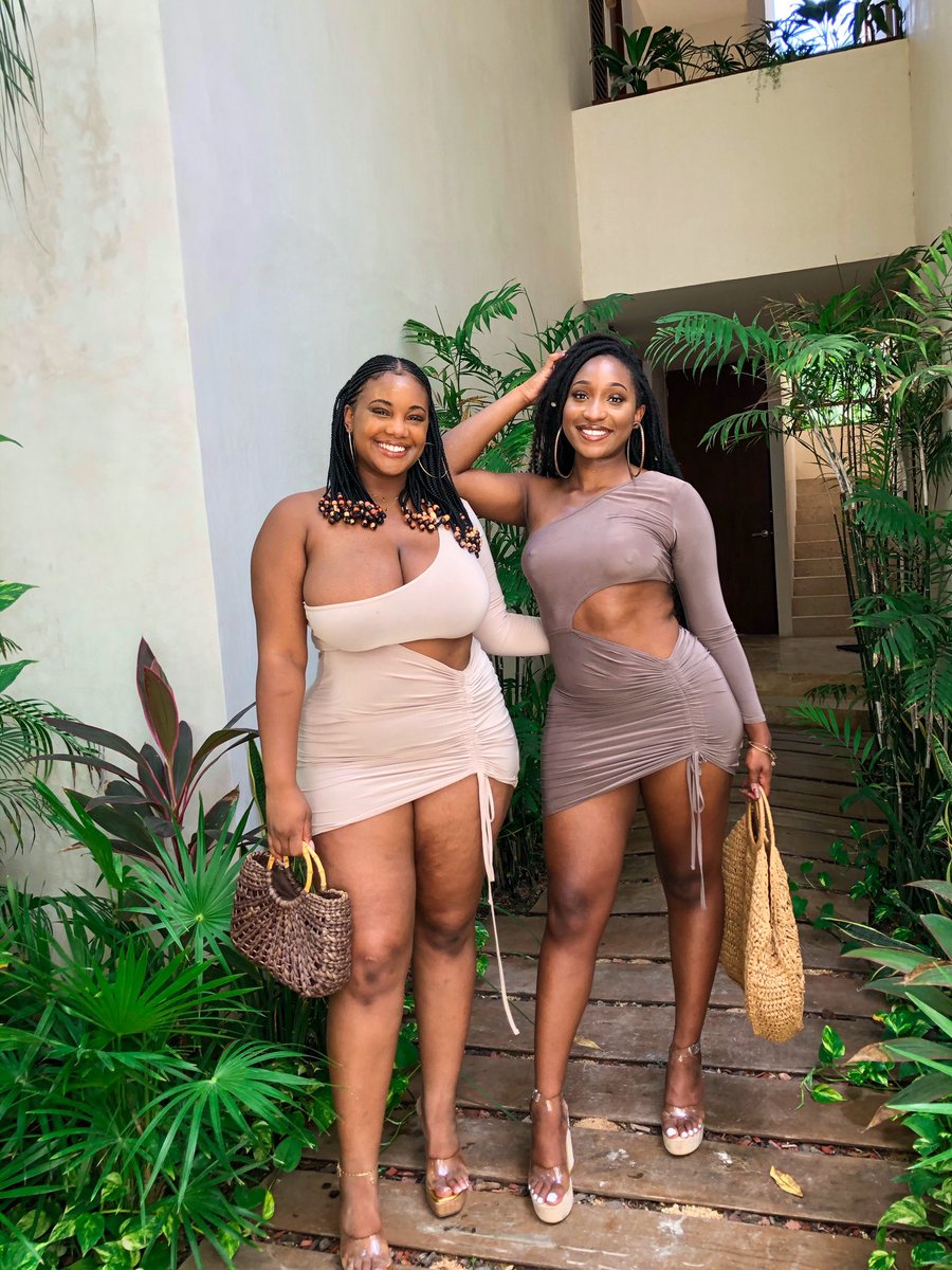 keytoanewera's tweet image. Tell your group chat we said hi👋🏾