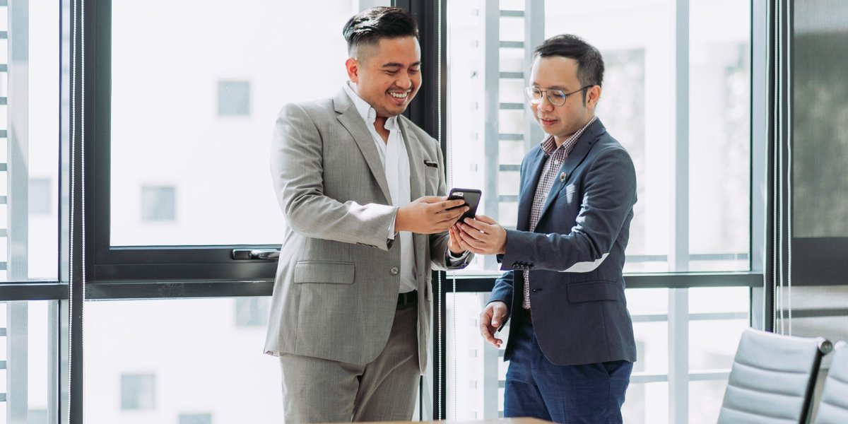 instinctmag's tweet photo. New Survey Reveals A Stagnant Problem With LGBT Workplace Discrimination https://t.co/YgG9MXzgn7 #Australia #Jobs #lgbt #WorkDiscrimination #Work https://t.co/dOyMxquKc4