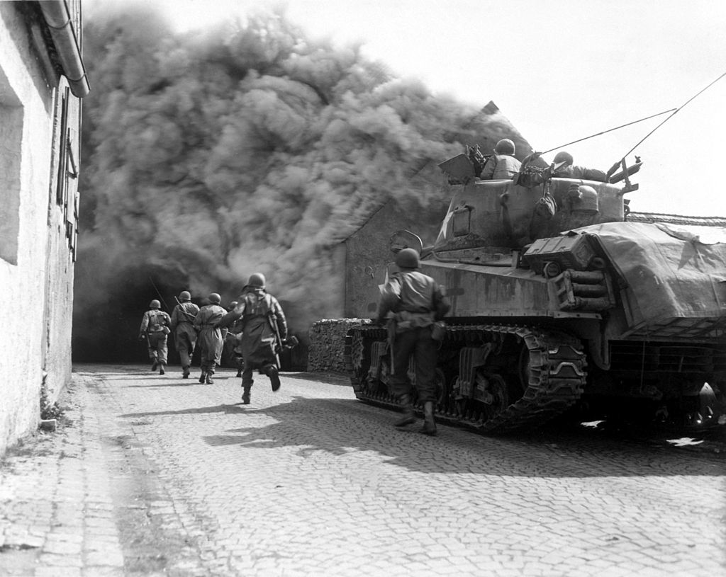BritishHistorym's tweet photo. #otd 11 September 1944 – World War II: The Western Allied invasion of Germany begins near the city of Aachen.

#Secondworldwar #Britisharmy #USarmy #Canadianarmy #Anzacs #Britishhistory https://t.co/FmaTAa3GCP