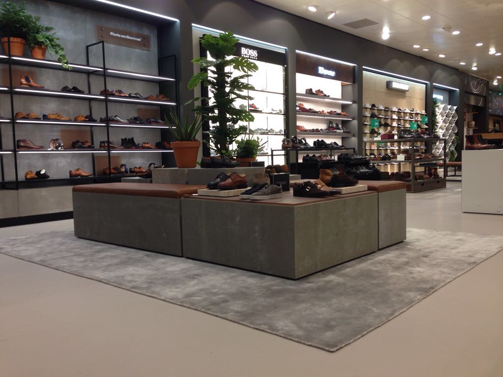 LinoleumConcept's tweet photo. Looking to specify a floor covering ?
Available in a wide range of colours Corques Liquid Lino is a sustainable seamless resilient floor covering.

#architects #interiordesign #SustainableConstruction #BREEAM 
https://t.co/01LsBF9uT2 https://t.co/yeaW4PDoGQ