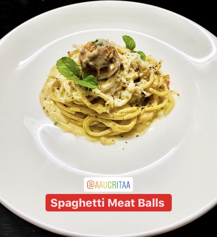 chefshivghosh's tweet photo. One of my favourite continent main course which I can eat anytime #Spaghetti #MeatBalls #Continental #MainCourse #Aaugritaa #Yummy #Foodie #ChefCooking #ChefTalks #HomeCooking #HomePresentation https://t.co/j9xDI6KoAs