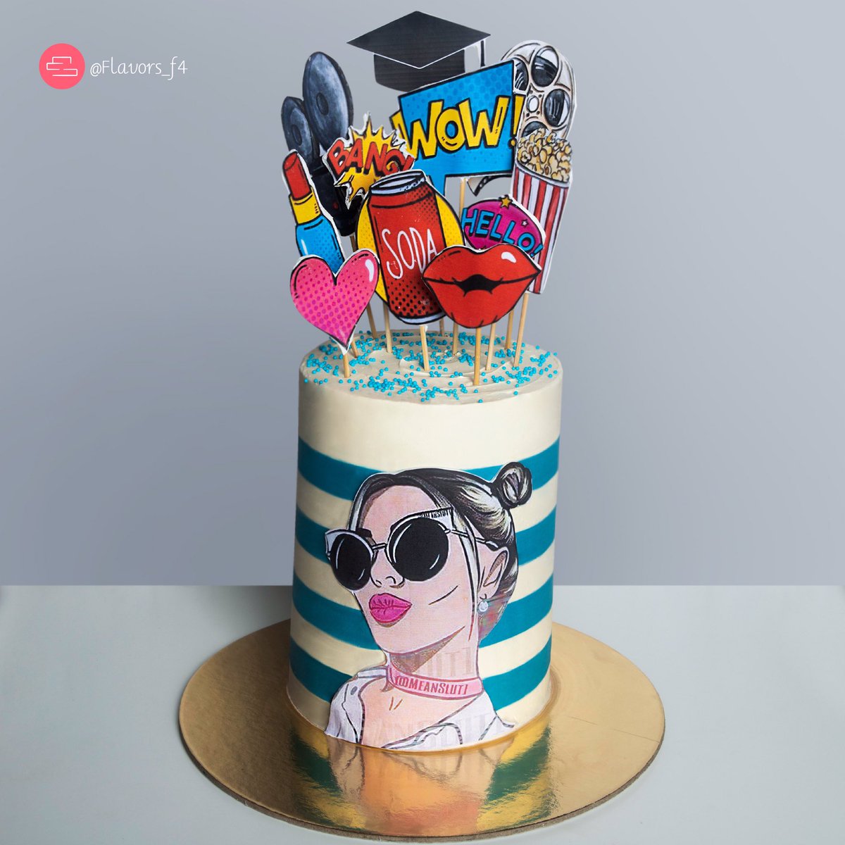 4fFlavors's tweet photo. Cool girl cake 💙#كيك #كيكات #كيكات_فليفورز #كول #فليفورز #انستا #_جده #مساء_الخير #تخرج #كيكة_تخرج #كيك_فليفورز #كيكه https://t.co/bAoIe23aNn