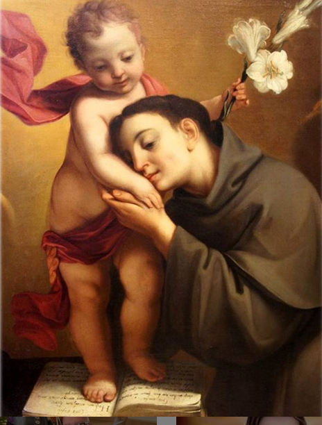 San Antonio de Padua que en Portugal naciste y en Padua te criaste ,tres cosas te pido:que lo perdido sea hallado , que lo alejado sea acercado y que lo ausente se haga presente. Amén