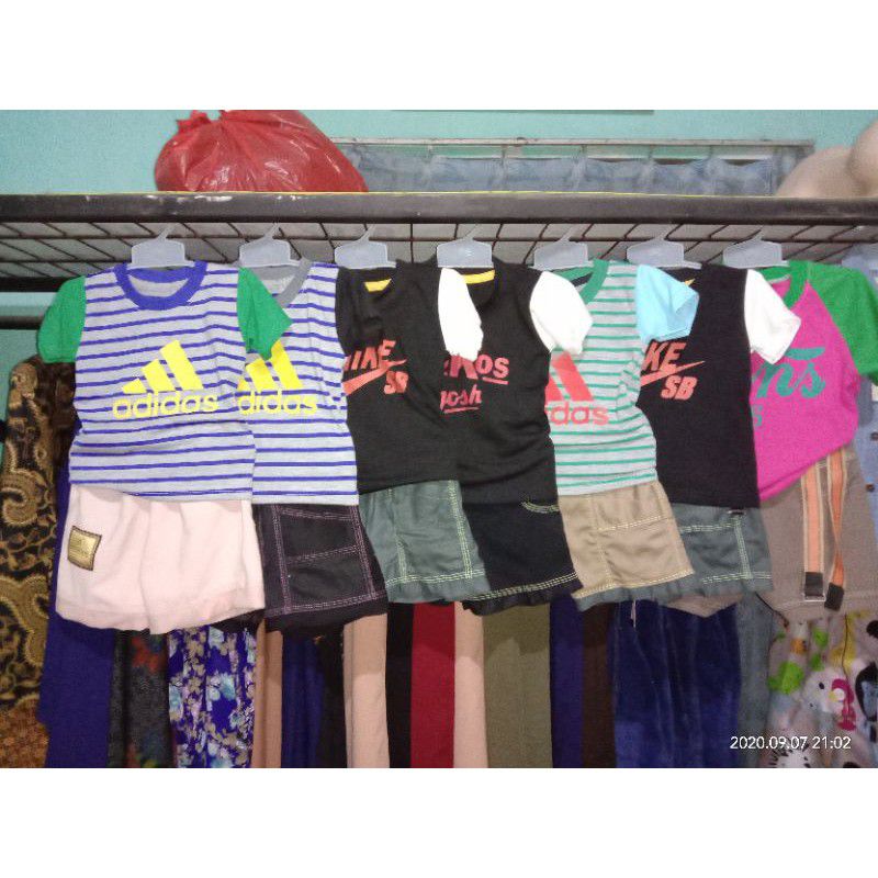 Saya menjual setelan  anak seharga Rp. Dapatkan di Shopee sekarang! shopee.co.id/kahyuni/365145… #ShopeeID
