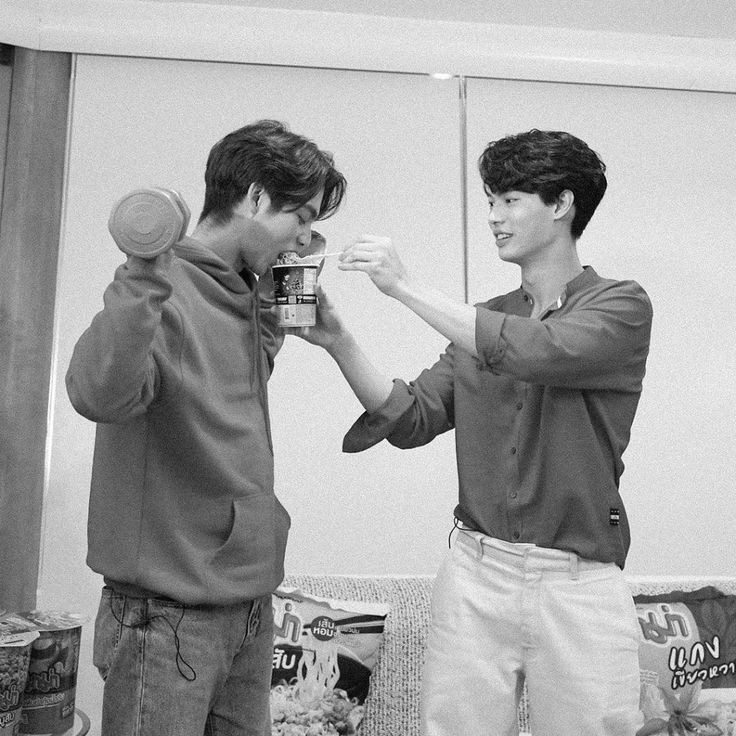 gherahh's tweet photo. Please gue ga mau kejadian TayNew terjadi sama BrightWin😭😭😭 #GotYourBackBright https://t.co/m6xC15xT3T