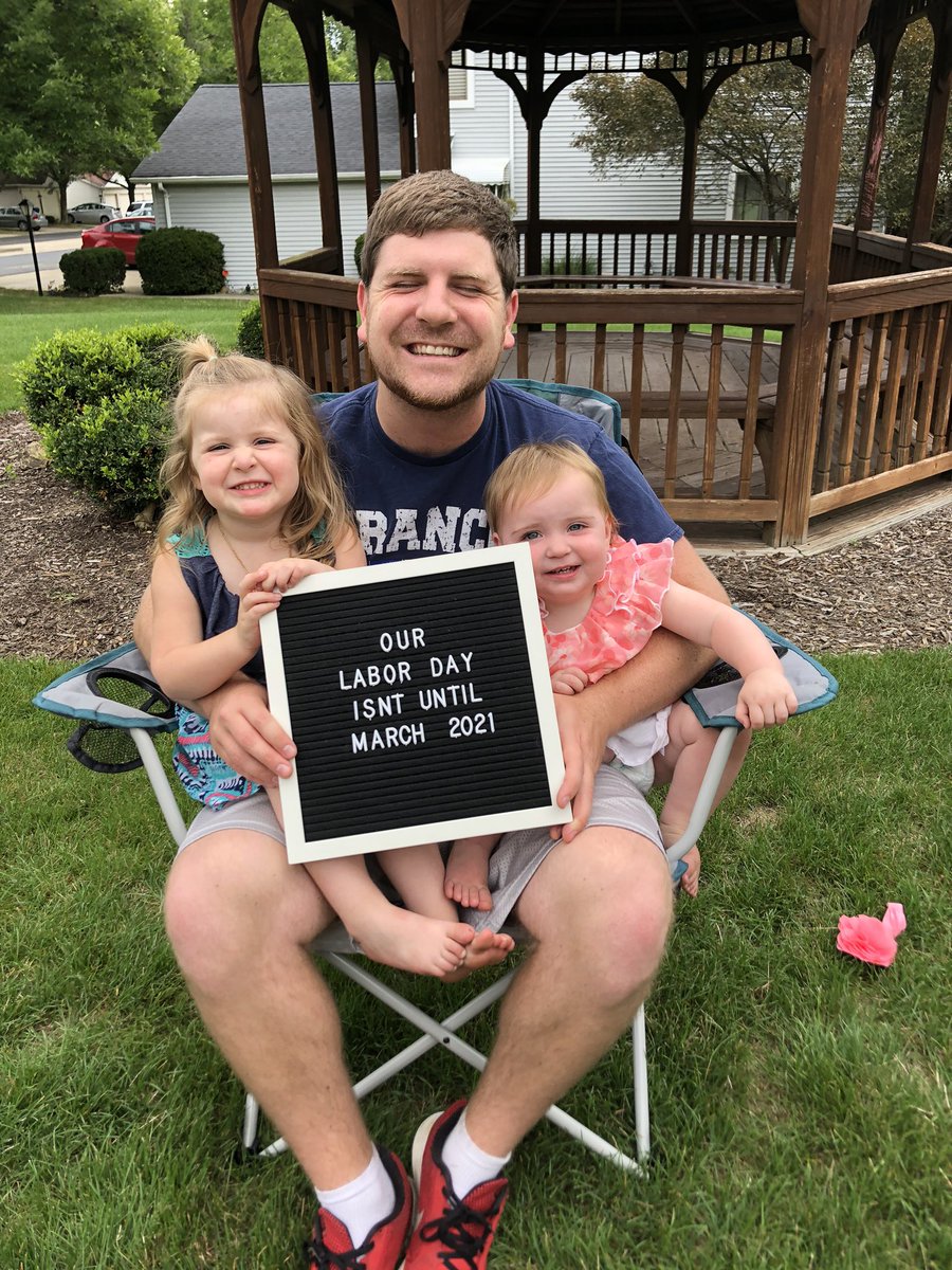 SaraConner24's tweet photo. March can’t come fast enough 🤰🏼❤️ #BabyNumberThree #Family https://t.co/cD2sAQ6YeO
