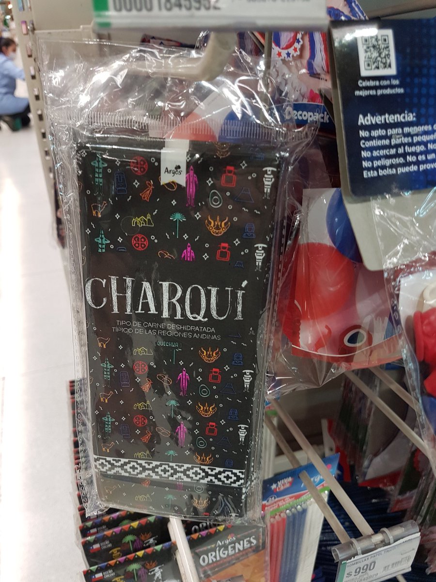 War_iSnake's tweet photo. Con respecto al tema de apropiación cultural al pueblo #Selknam, en la campaña de fiestas patrias del @JumboChile me encuentro con esto...
#PueblosOriginarios
#FelizLunes #carnavalonline https://t.co/rjB82GHCM7
