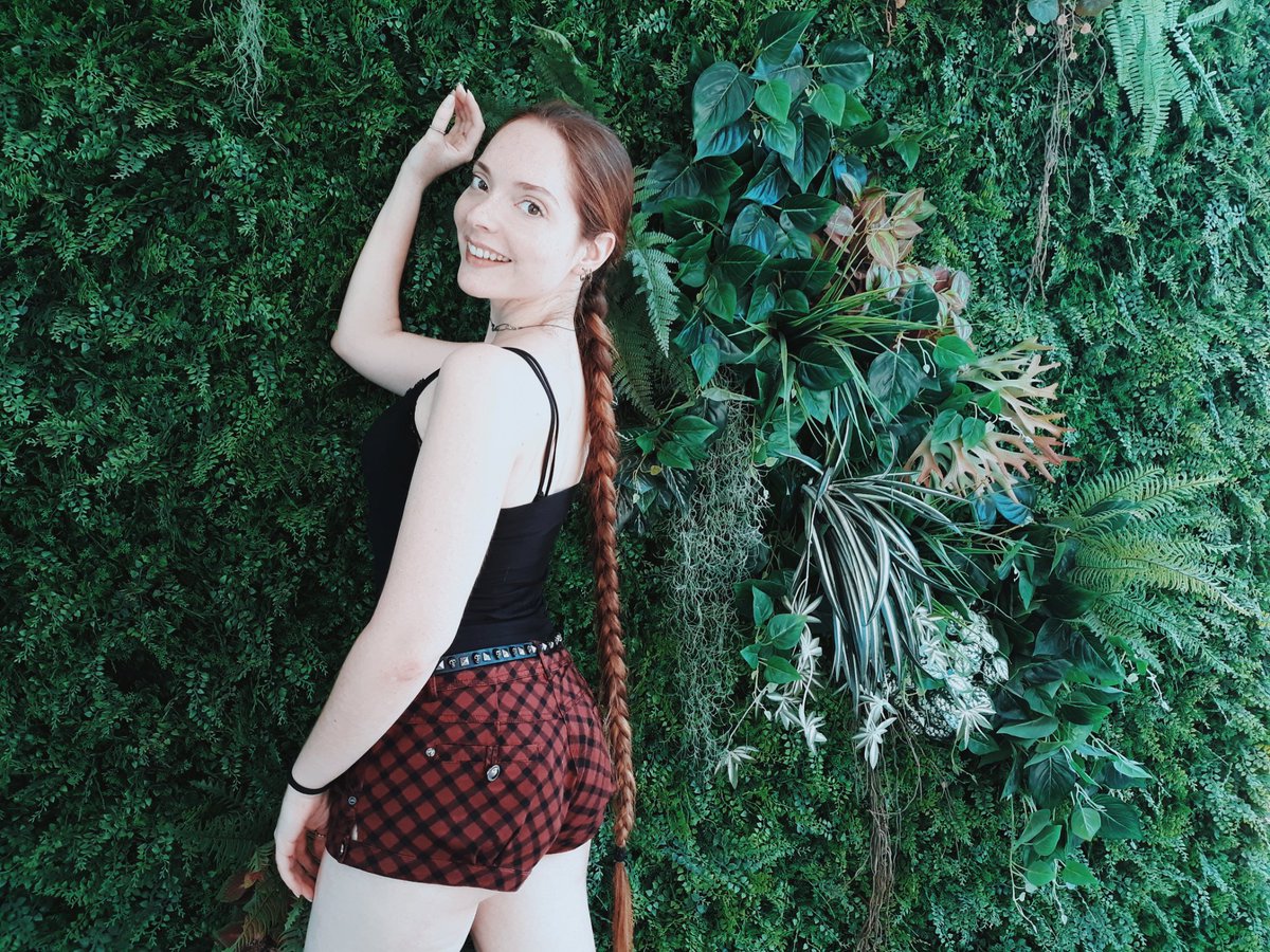 diana_therose's tweet photo. #summer #vacation #summervibes #travelgirl #travelgram #traveling #shorts #laracroft #Alentejo #beautifulwoman #sexywoman #portuguesewoman #hotdays #adventure #naturelovers #outdoors #verylonghair #verylongbraid #happy #alternativegirl #palegirl #beautiful #cute https://t.co/hAdqqi0Kjo