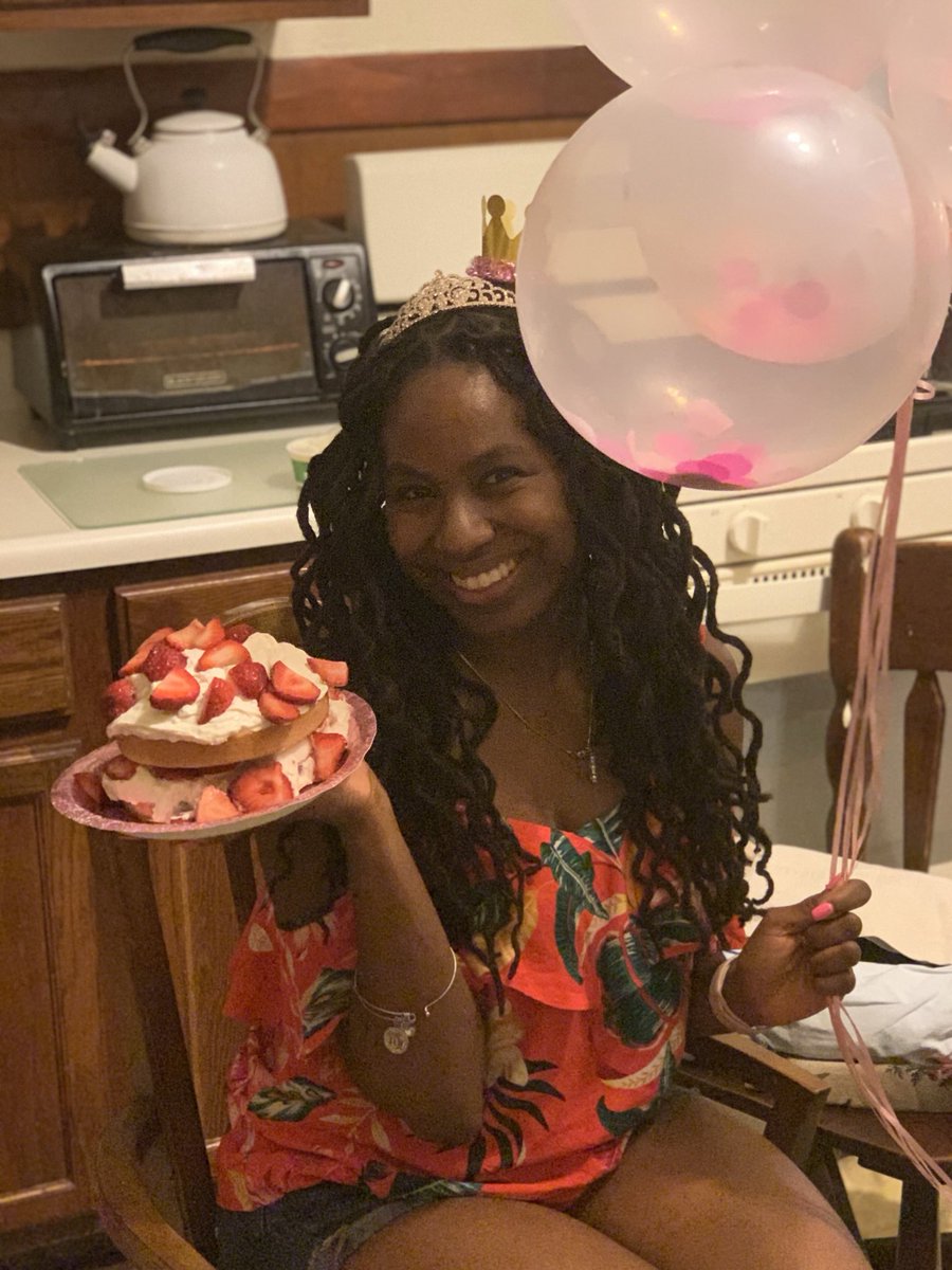 Love_Maya's tweet photo. My Quarantine Birthday was actually super fun 🤩 my close friends &amp; family all *safely* celebrated with me all weekend, got me the cutest presents, &amp; baby Akil baked me my favorite strawberry shortcake 😂🥰 https://t.co/mt3uwG7Ph5