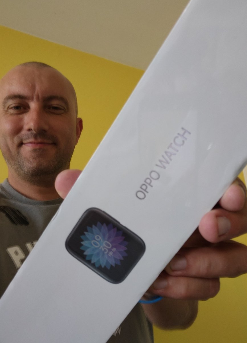 TEDDY_A_N's tweet photo. J'ai la chance d'être l'un des premiers (peut-être même le tout premier !) en France à pouvoir faire joujou avec une OPPO WATCH 46mm en version globale sous Wear OS 😎 https://t.co/u2K3gPN9i0