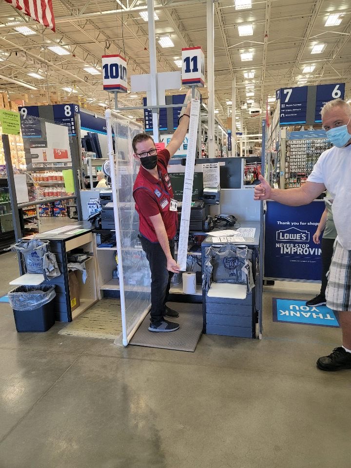 Kyle at Lowe's tweet media