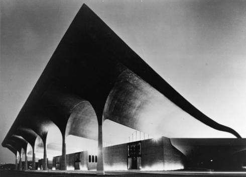 areasvellas's tweet photo. New Orleans Rivergate Convention Center...1968 (now demolished)...
Nathaniel Curtis Jr. 1917-1997 &amp; Arthur Q. Davis Architects...
Photograph by Frank Lotz Miller...
#architecture #arquitectura #NathanielCurtis #ArthurDavis https://t.co/Jag0xVzFGF