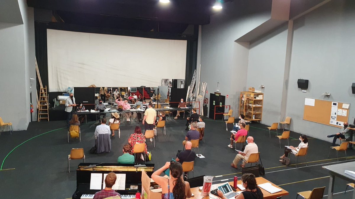 ‼️Comienzan los ensayos de #Granada_TZ ‼️

La emoción no puede ser mayor.
Volvemos después de 7 meses y estamos felices.

#LaVidaBreve_TZ &amp; #LaTempranica_TZ