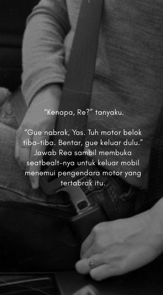 Mobil digedor itu bikin pengemudinya deg-degan. Terlepas dari salah benarnya sang pengemudi