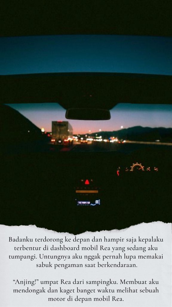 Tyas sama rea lagi di jalan mau balik ke kosan. Sayangnya ada hambatan