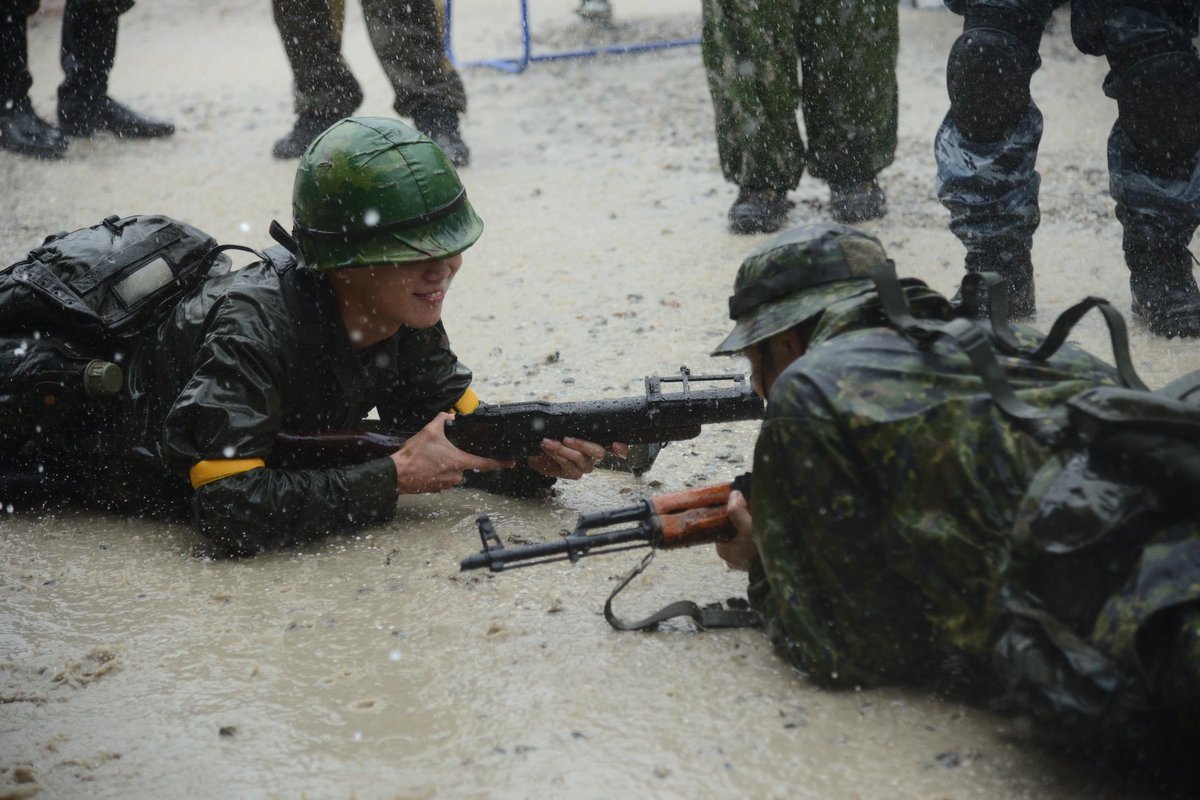 ina_r1z's tweet image. 昔は雨が降るとウェザリングを始める人達が居たりした