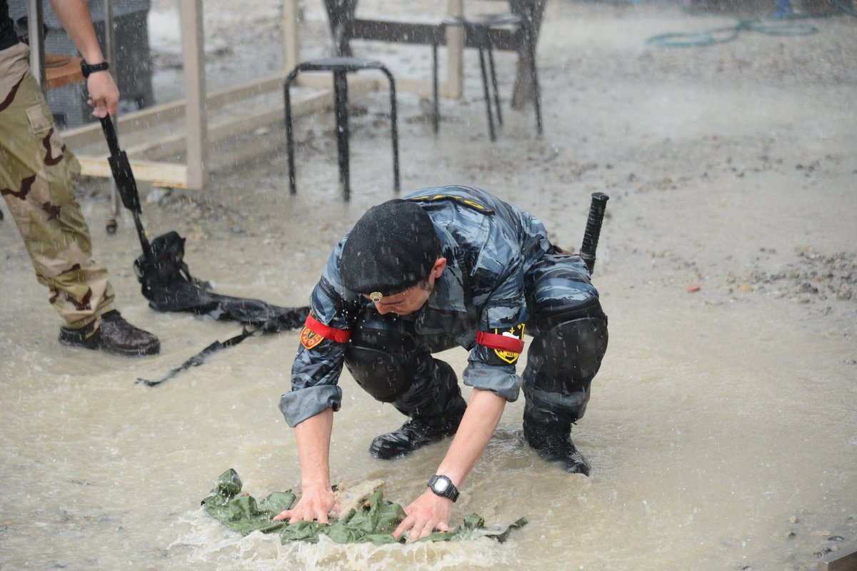 ina_r1z's tweet image. 昔は雨が降るとウェザリングを始める人達が居たりした