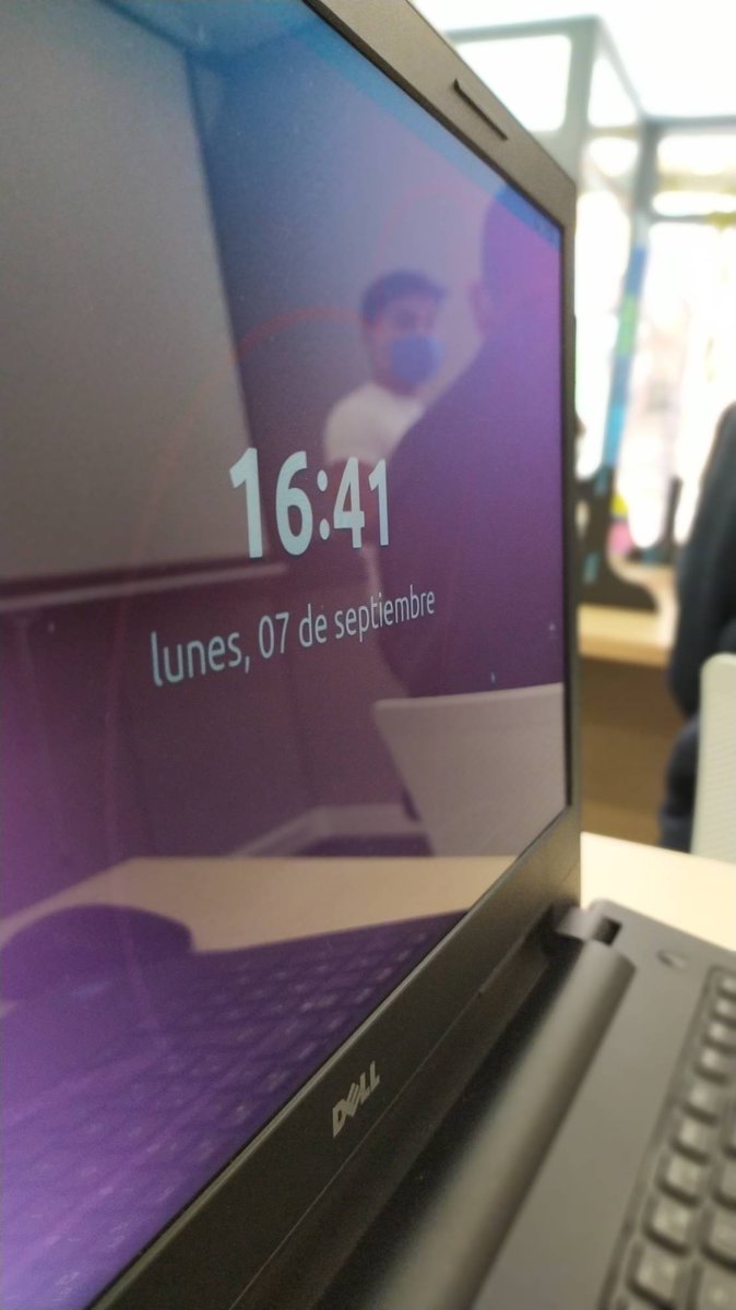 Saregune's tweet photo. Con mucha ilusión y unas ganas inmensas de reencontrarnos ¡por fin hoy hemos arrancado con nuestros cursos! Si tú también quieres quitarle miedo a los ordenadores ¡Ven y apúntate! https://t.co/fEvcsKo8yv 💙🖱️ #saregune #TICenelbarrio #nuestroscursos https://t.co/pmOmeEeCAw