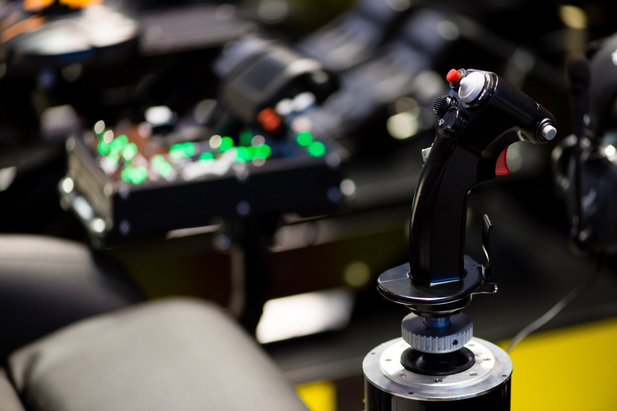 TMThrustmaster's tweet photo. '' It isn’t just one of the best HOTAS in the world, it’s one of the best gaming peripherals ever made. '' @TheSixthAxis. #FeelTheDream
▪ In-depth review of our HOTAS Warthog here: https://t.co/B1m4XHfwK9 https://t.co/c1JT8n4es4