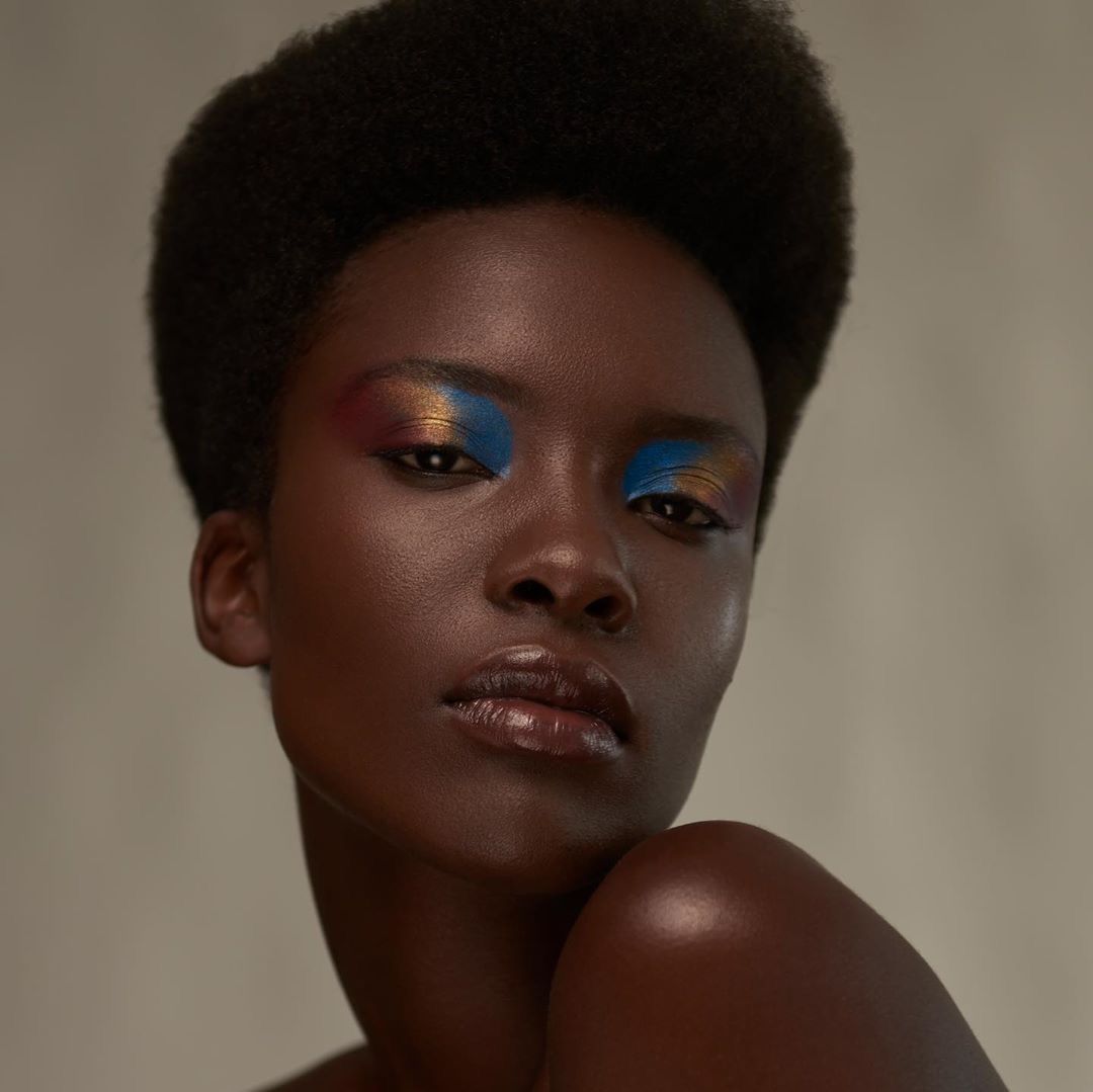 BossyBeautyInc's tweet photo. Celebrity makeup artist created fire with this look using out HUSTLE from the #PowerWomanEssentials collection Shop this 5🌟 beauty today https://t.co/87PM1RdHyx https://t.co/9VIIQmdHhb
